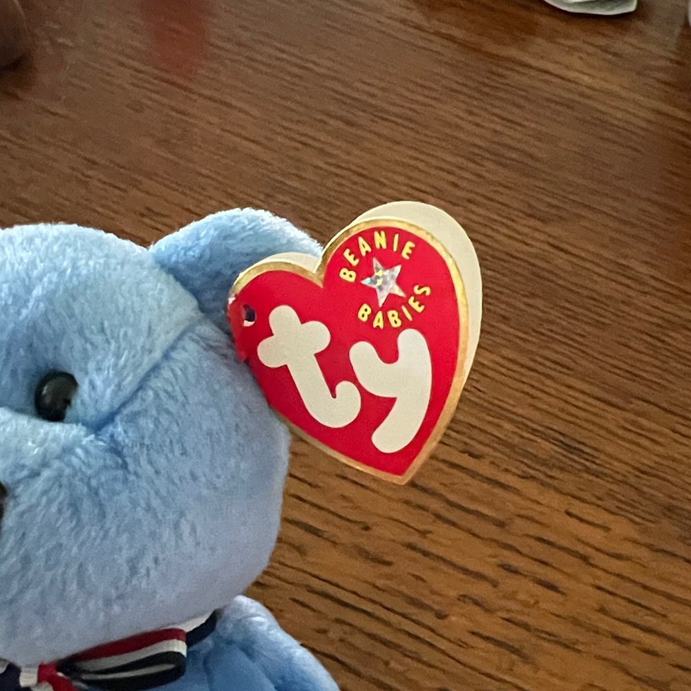 “America” Ty Beanie Baby with Embroidered Flag - Picture 2 of 4